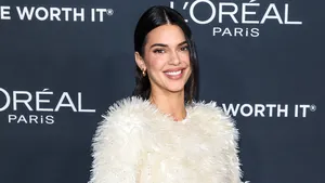 Van groene thee tot skincare: zo behoudt Kendall Jenner haar stralende huid