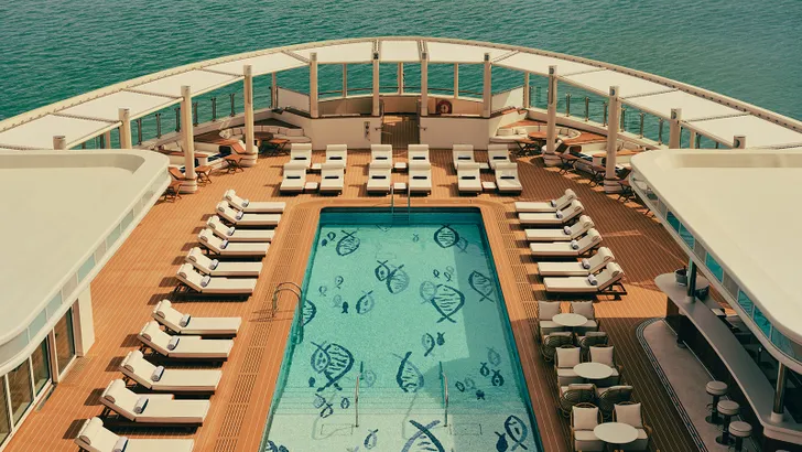 Four Seasons lanceert eerste superjacht met suite van vier verdiepingen en elf restaurants