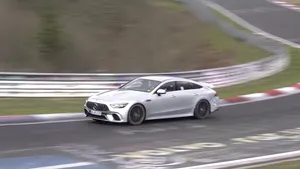 VIDEO: AMG GT73e super-hybride leeft zich uit op de Nordschleife