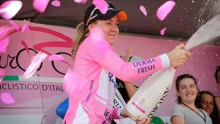 Van der Breggen wint de Giro Rosa!