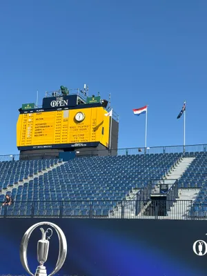 De tribunes waren op maandag nog leeg maar dat zal vanaf donderdag anders zijn.