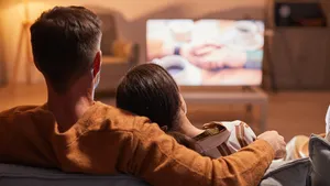 Bioscoopluxe voor een fractie van de prijs: de gadget die je woonkamer transformeert
