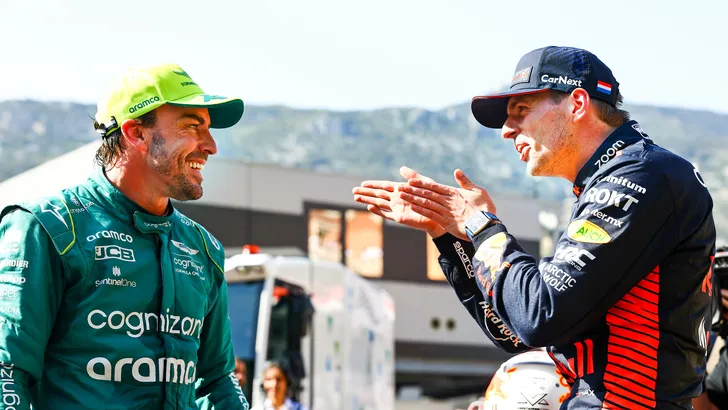 Max Verstappen snoept pole af van Fernando Alonso in Monaco!