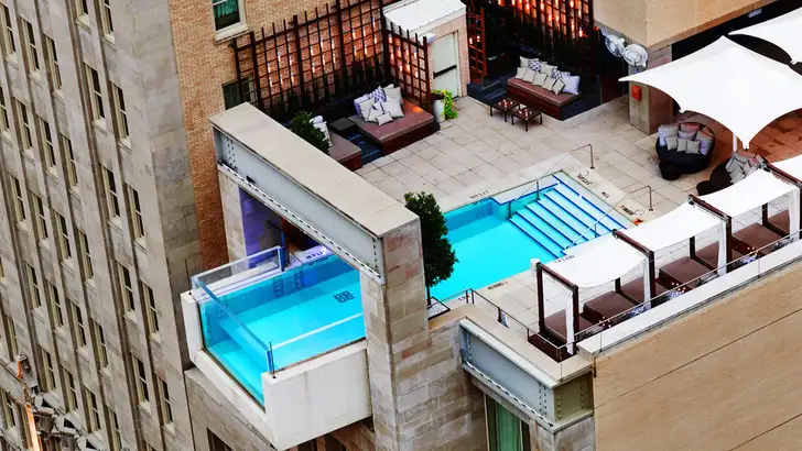 Duik in ’s werelds meest unieke zwembaden