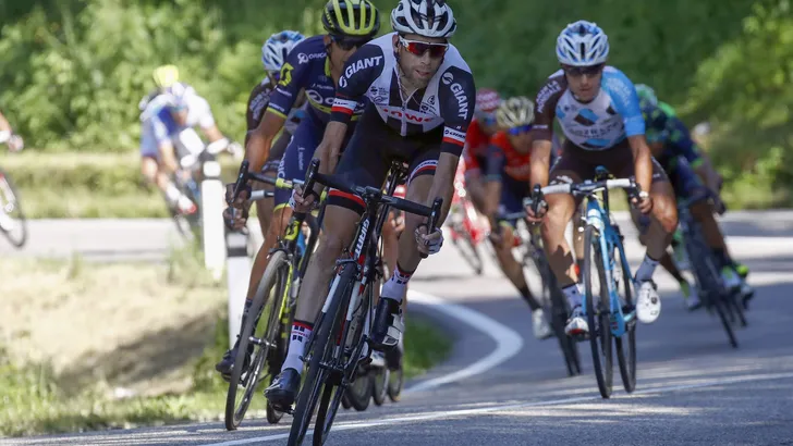 Giro d'Italia: de beste beelden van de spectaculaire Apennijnen-rit