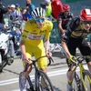 Vingegaard voelde zich ijzersterk op Ventoux, maar kwam na finish ten val: 'Mensen achter de lijn moeten hun ogen gebruiken...' | Wieler Revue