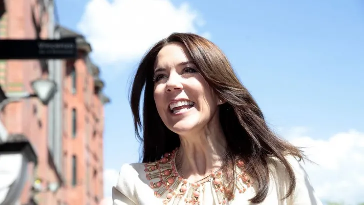 Tropenkolder: prinses Mary's warm-weer-garderobe 