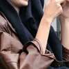 Déze modeflater van vroeger is nu de chicste trend van dit seizoen | Elegance