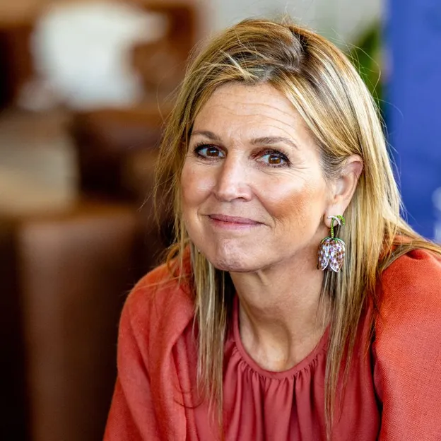 Koningin Máxima tijdens werkbezoek.