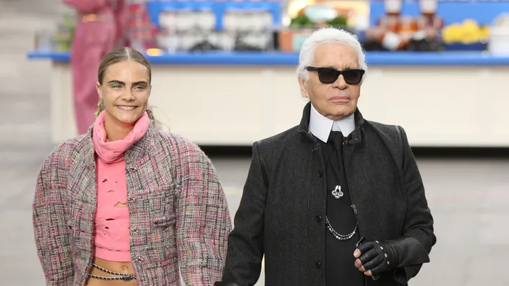 Dit zijn Karl Lagerfeld's beste Chanel-decors ooit