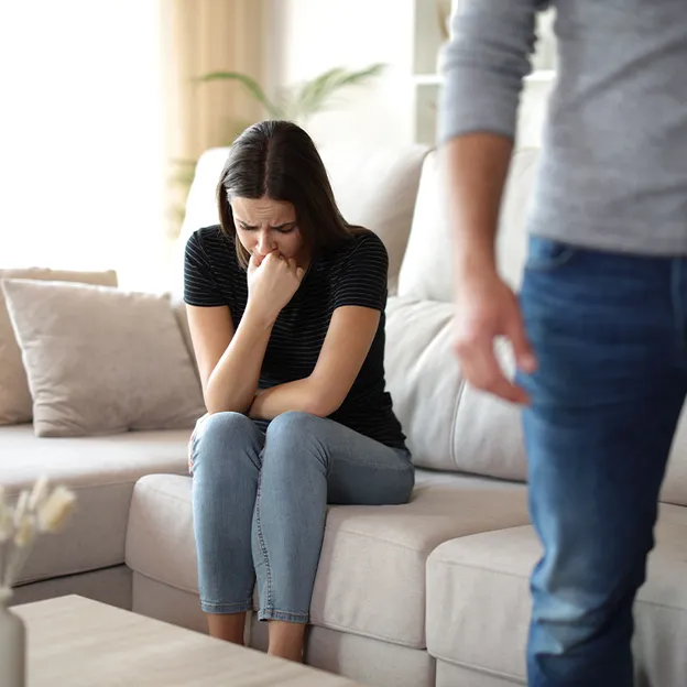 Rian zat in een relatie relatie vol jaloezie en controle: 'Ik was helemaal op'