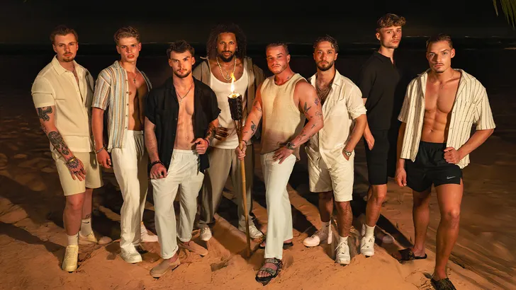 Temptation Island is begonnen! Maak kennis met de 8 mannelijke verleiders