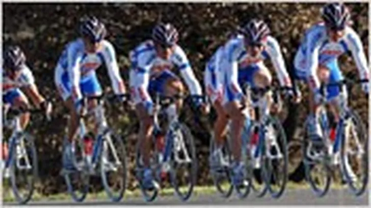 Skil-Shimano rijdt Parijs-Roubaix