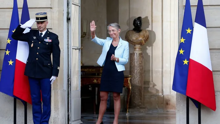 Elisabeth Borne (61) is de nieuwe premier van Frankrijk