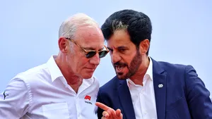 Mohammed Ben Sulayem van de FIA en Greg Maffei van Liberty Media