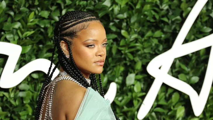 Zangeres Rihanna nu magnaat in luxe 