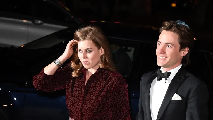 Prinses Beatrice op stap met nieuwe vriend Edo!
