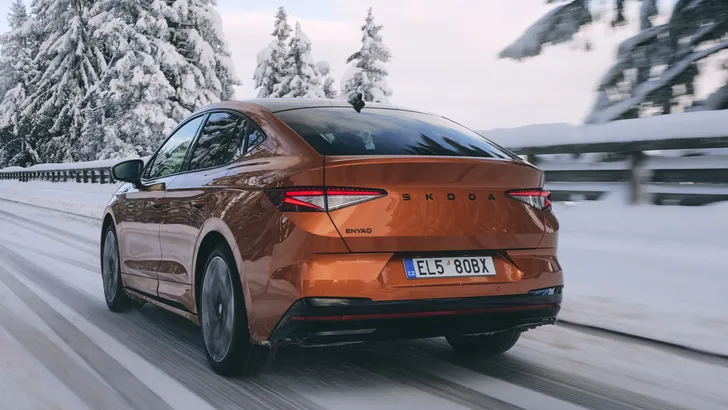achteraanzicht Škoda Enyaq Coupé RS