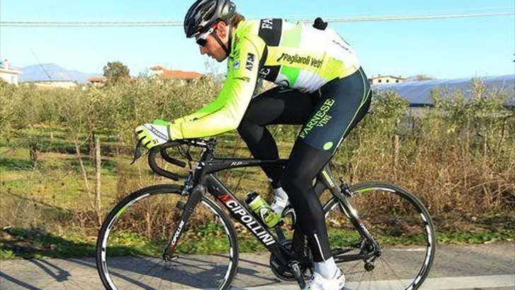 Sleutelbeenbreuk Pozzato na val in Qatar