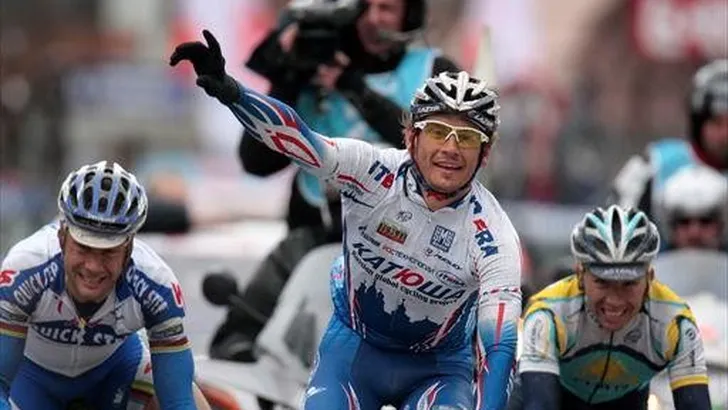 E3-Prijs: Pozzato klopt Boonen in eigen land