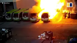 Chinese elektro-bus laat zich van zijn beste kant zien