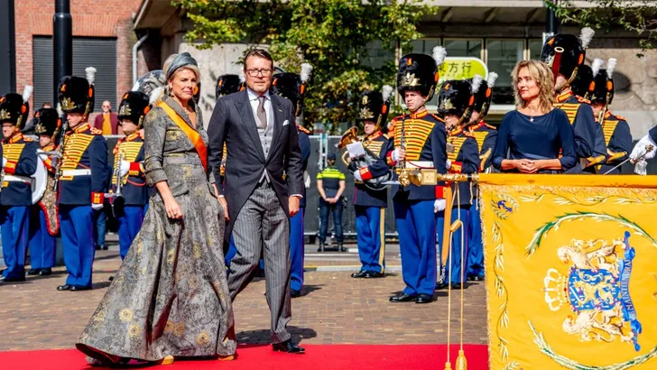 Prinses Laurentien elegant in statige chic