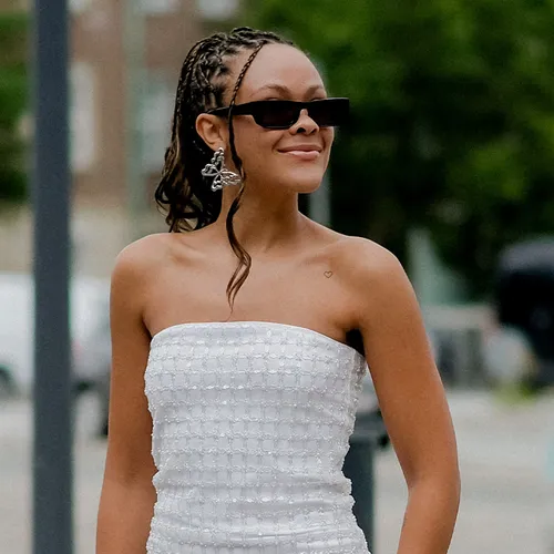 Gespot: deze lichtpaarse H&M-jurk van nog geen €25 is perfect voor elke zomerbruiloft