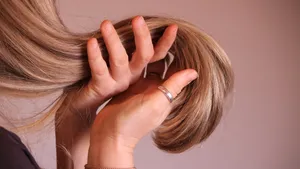 Lang haar na je 50e: met deze voedingstips blijft het vol en glanzend