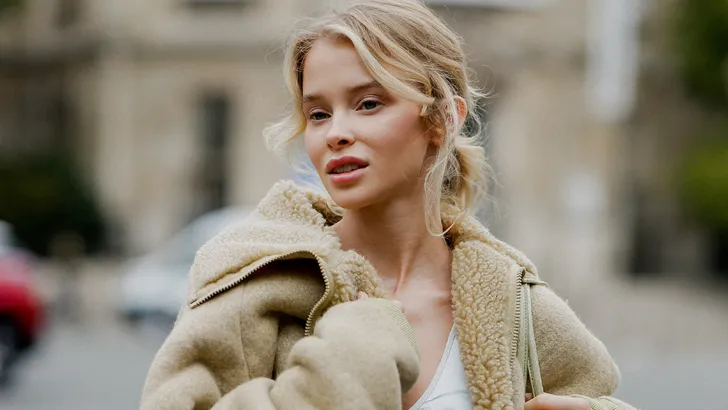 Celebrity haarstylist deelt zijn ultieme droogshampoo tip | droogshampoo gebruiken