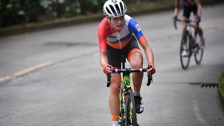 Van Vleuten blikt met UCI terug op een bewogen seizoen