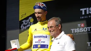 bernard hinault, julian alaphilippe