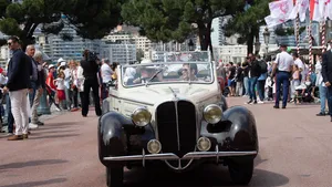 De Glitter en Glamour van Monaco: auto's spotten in het prinsendom