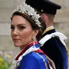 Zo moeder, zo dochter: de matchende Coronation-outfits van Kate en Charlotte | Beau Monde