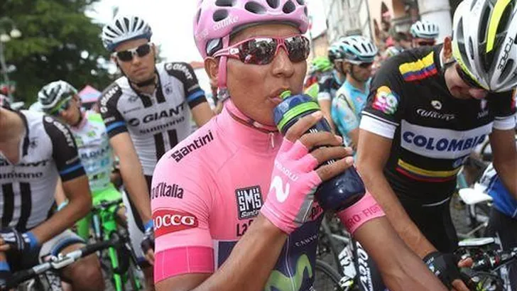 Quintana wint klimtijdrit in Giro