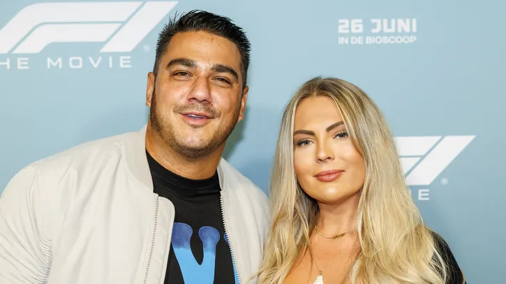 Kelly Heruer en Jethro Galung bij de première van de film F1