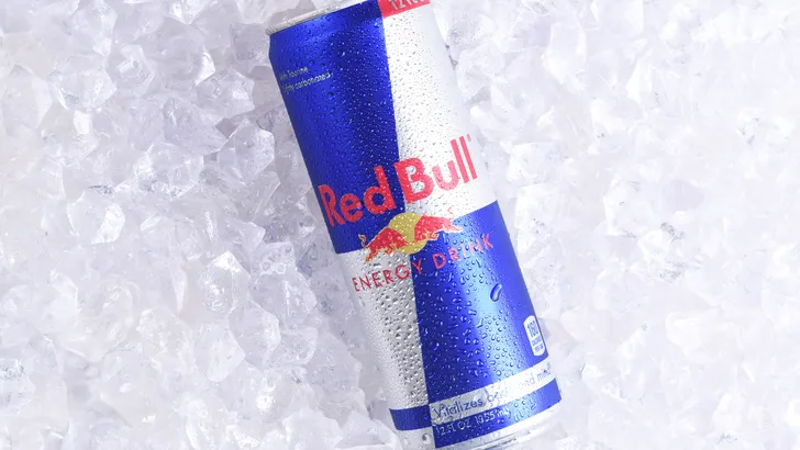 Er zitten vitamines in je energy drink dus het moet wel gezond zijn (toch?)