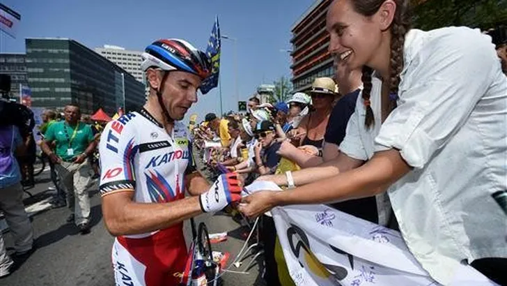 Knieblessure voor Rodriguez na val