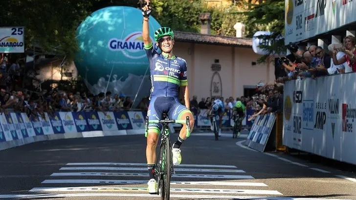 Chaves wint spectaculaire editie Ronde van Lombardije