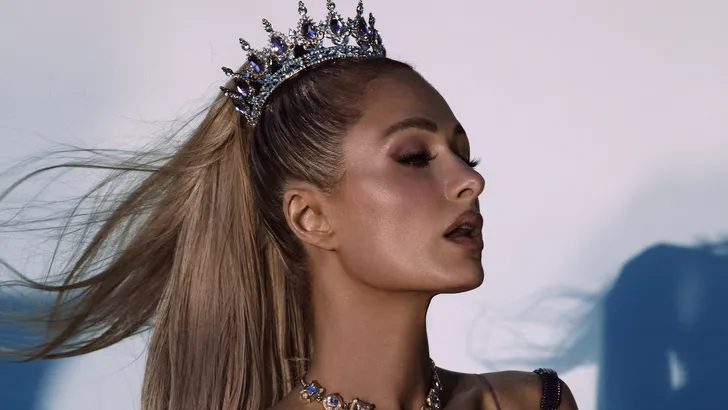 Paris Hilton covershoot Grazia
