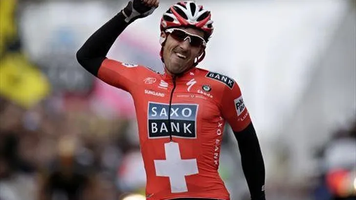 Cancellara imponeert en is winnaar van de E3 Prijs