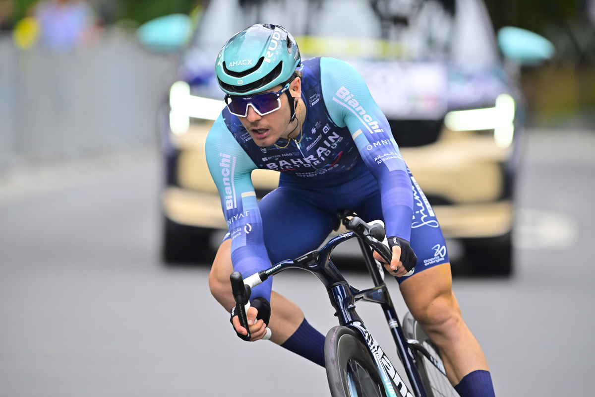 Renner Bahrain Victorious krijgt schorsing door positieve dopingtest