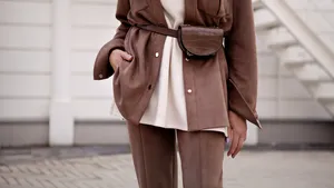 Dit is waarom je deze winter je spijkerbroek wil inruilen voor een corduroy broek.