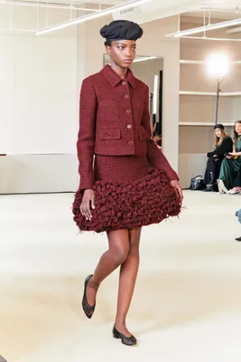 Romantisch, klassiek en elegant, deze outfit van Altuzzara