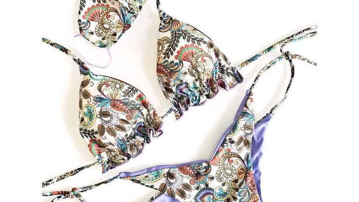 Het wordt warm, wat dacht je van een trikini?
