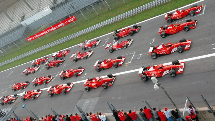 Smullen! Ferrari F1 Clienti-collectie neemt Imola over