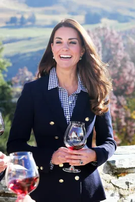 Kate and William visit the Amisfield Winery in Queenstown