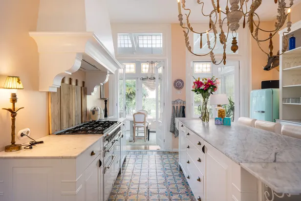 Keuken in herenhuis in Sneek