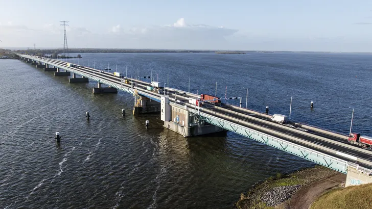 Haringvlietbrug onder verscherpt toezicht na nieuwe inspecties