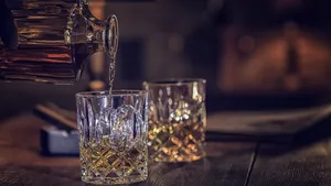 Breek de week op woensdag met deze whisky cocktails