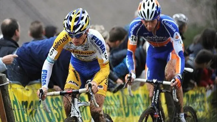 Pauwels verslaat toppers in Hasselt